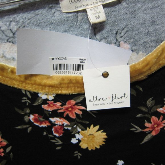 NWT Ultra Flirt Women's SS Print/Velvet Trim Top - Picture 4 of 5